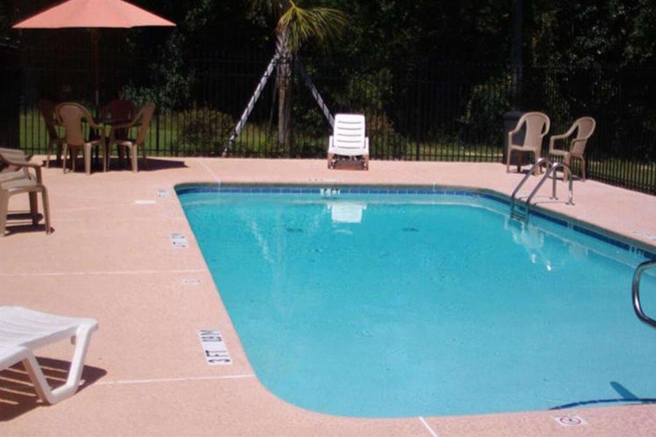 Western Motel Inn And Suites Hazelhurst Hazlehurst Екстер'єр фото