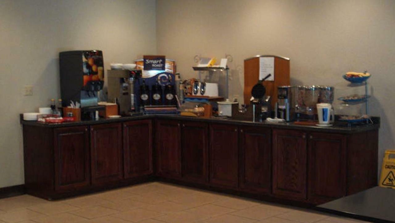 Western Motel Inn And Suites Hazelhurst Hazlehurst Екстер'єр фото